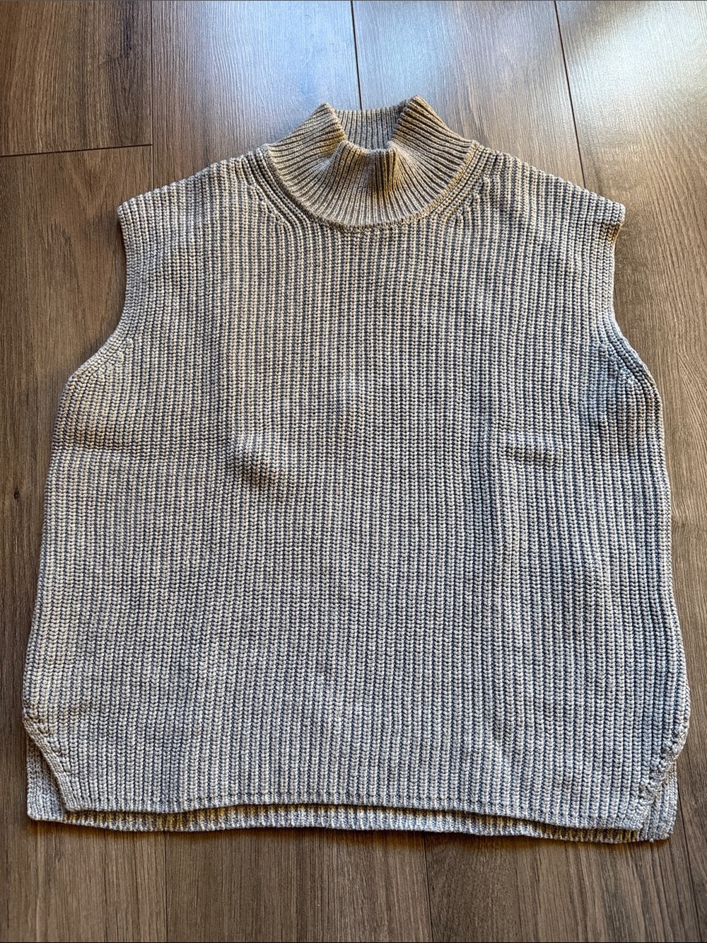 Abercrombie & Fitch Grey Ribbed Sleeveless Turtleneck